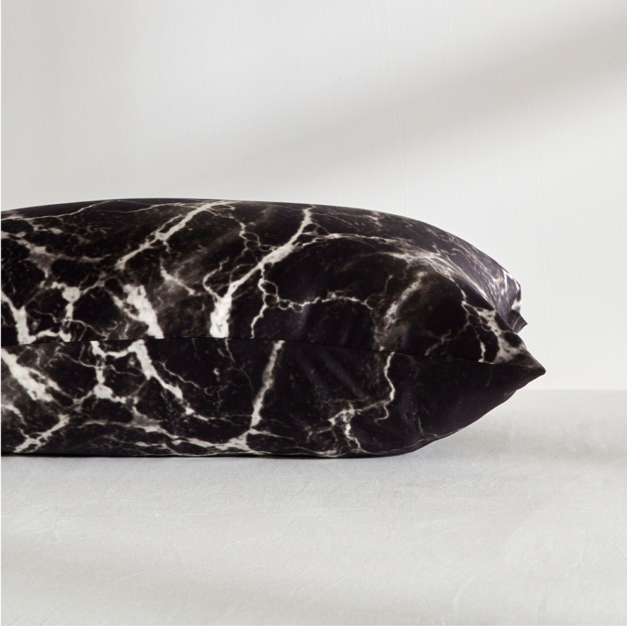 silk pillowcase black marble 3