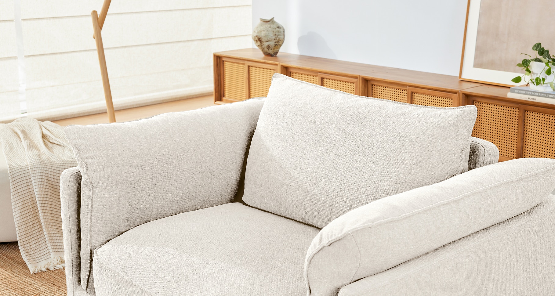 brook armchair pearl white 4