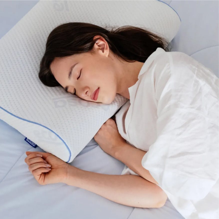 快適な睡眠を実現する首肩サポート枕 快適な睡眠を実現する首肩サポート枕