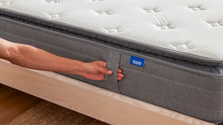 truefirm mattress 7 Queen mob