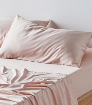 bamboo sheet set barely pink