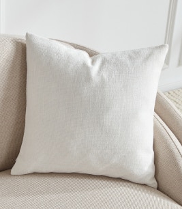 grace cushion snow 50x50