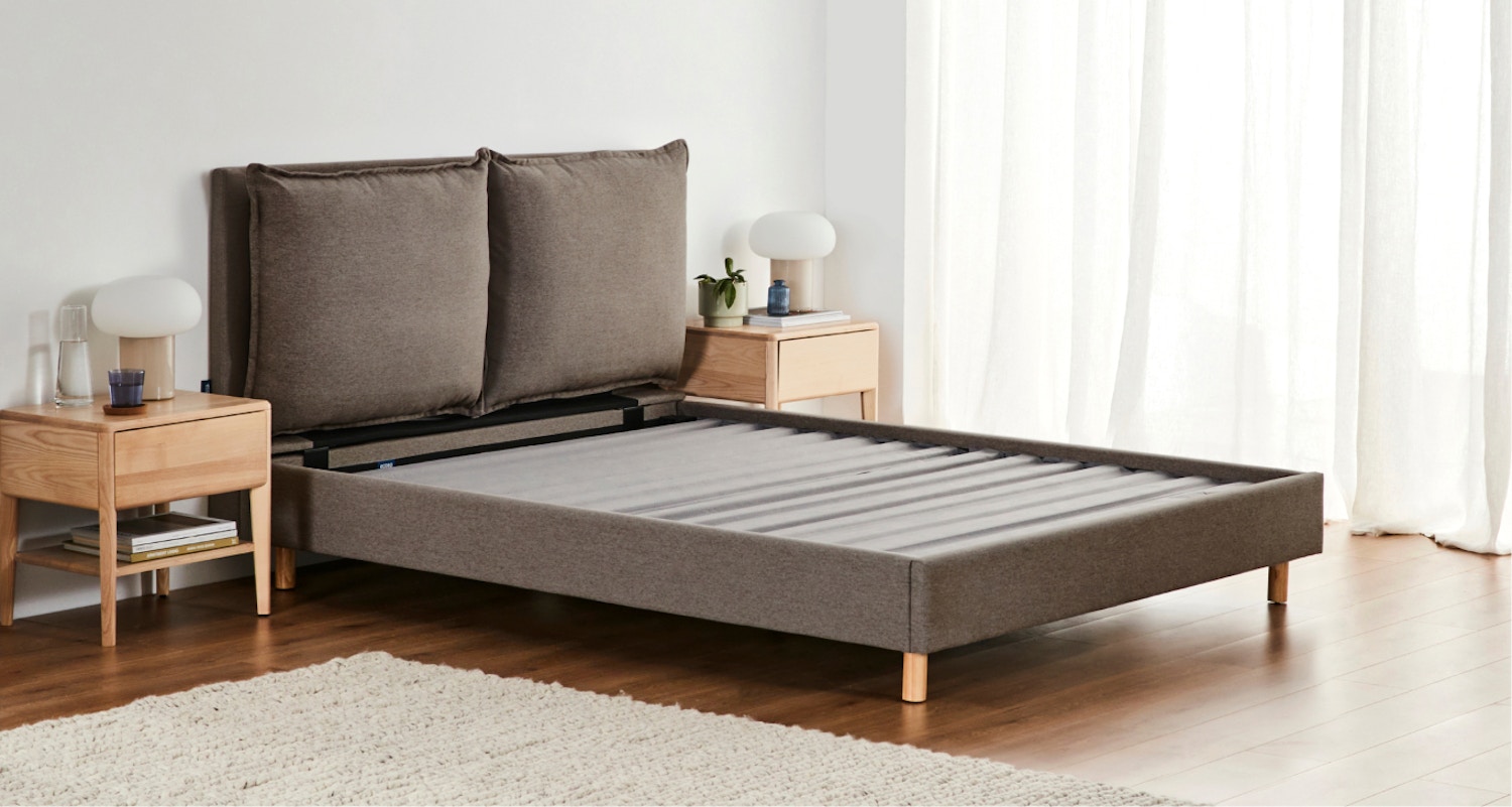 (Cocoa) Queen Size Sierra Style Sierra Cushioned Bed Frame King